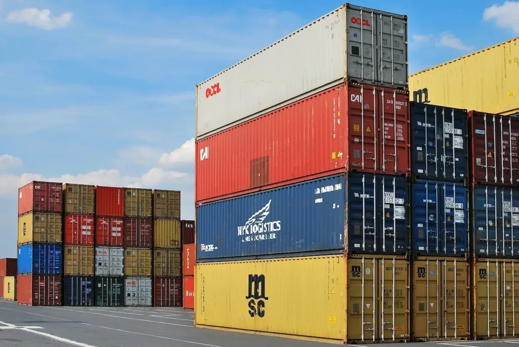 shipping-containers-on-dock