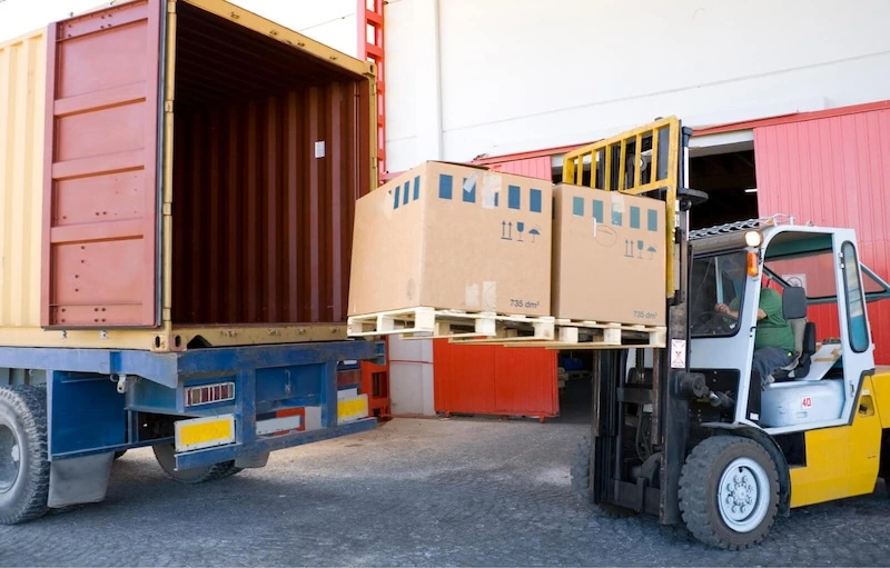 Loading Storage Container High Cube Shipping container in San Antonio
